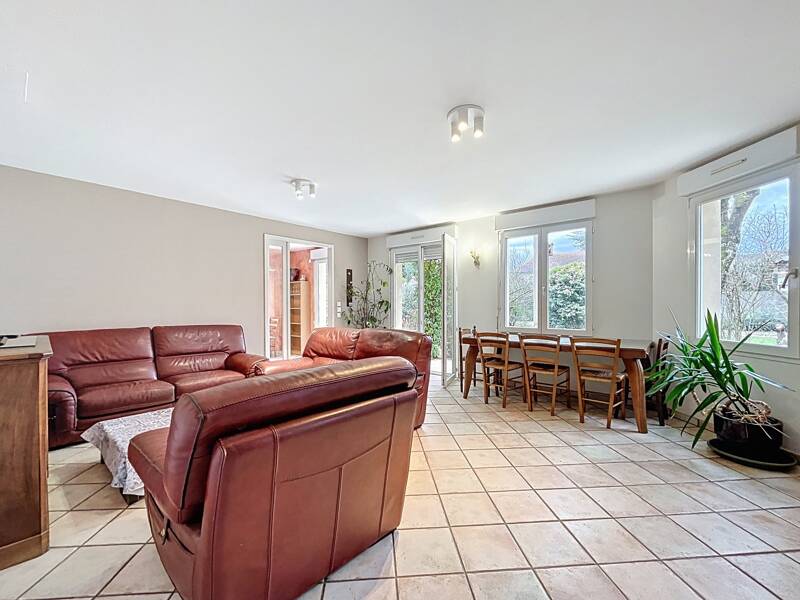 Maison à louer, 146m², SAINTE FOY LES LYON