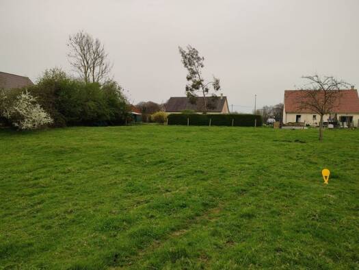 Terrain constructible à vendre 29 000 € 1 811 m² de terrain Croixdalle 76660
