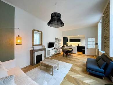 Duplex à vendre 474 900 € 5 pièces 4 chambres 120 m² Étage 3/4 Centre Ville Nantes 44000