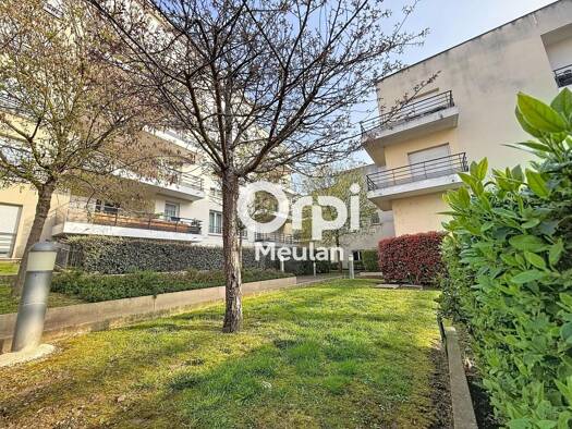 Appartement à vendre 213 000 € 4 pièces 3 chambres 86,4 m² Hardricourt 78250