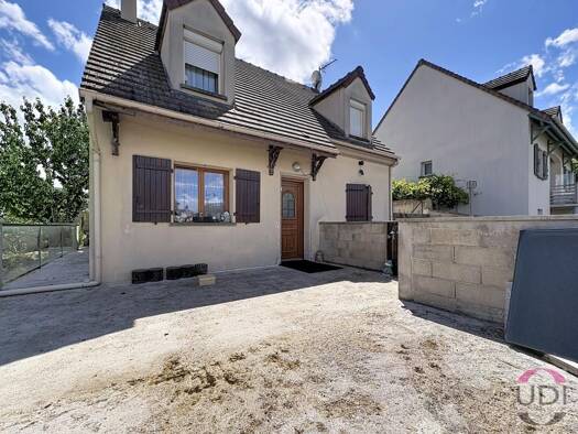 Maison à vendre 332 000 € 5 pièces 4 chambres 95 m² 500 m² de terrain Tarterêts Sud Corbeil-Essonnes 91100