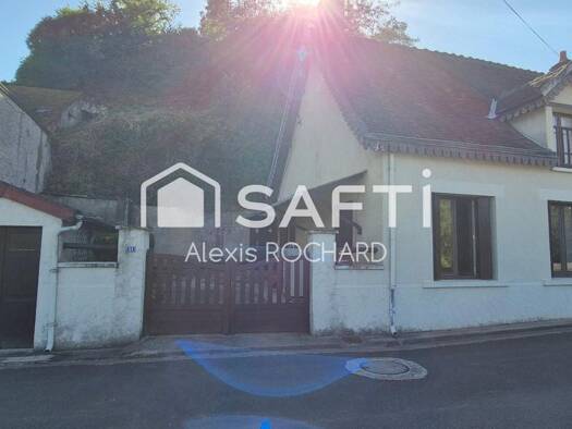 Maison à vendre 60 000 € 4 pièces 2 chambres 74 m² 799 m² de terrain La Trimouille 86290