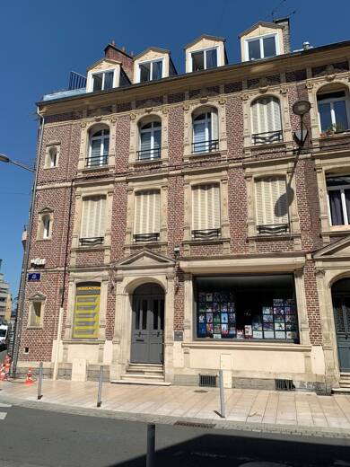 Local commercial à louer 1 000 € 60 m² de surface de vente Amiens 80000