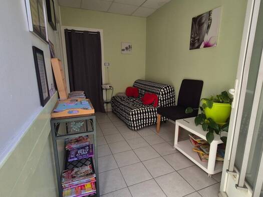 Appartement à louer 400 € 1 pièce 24 m² Hôtel de Ville Elbeuf 76500