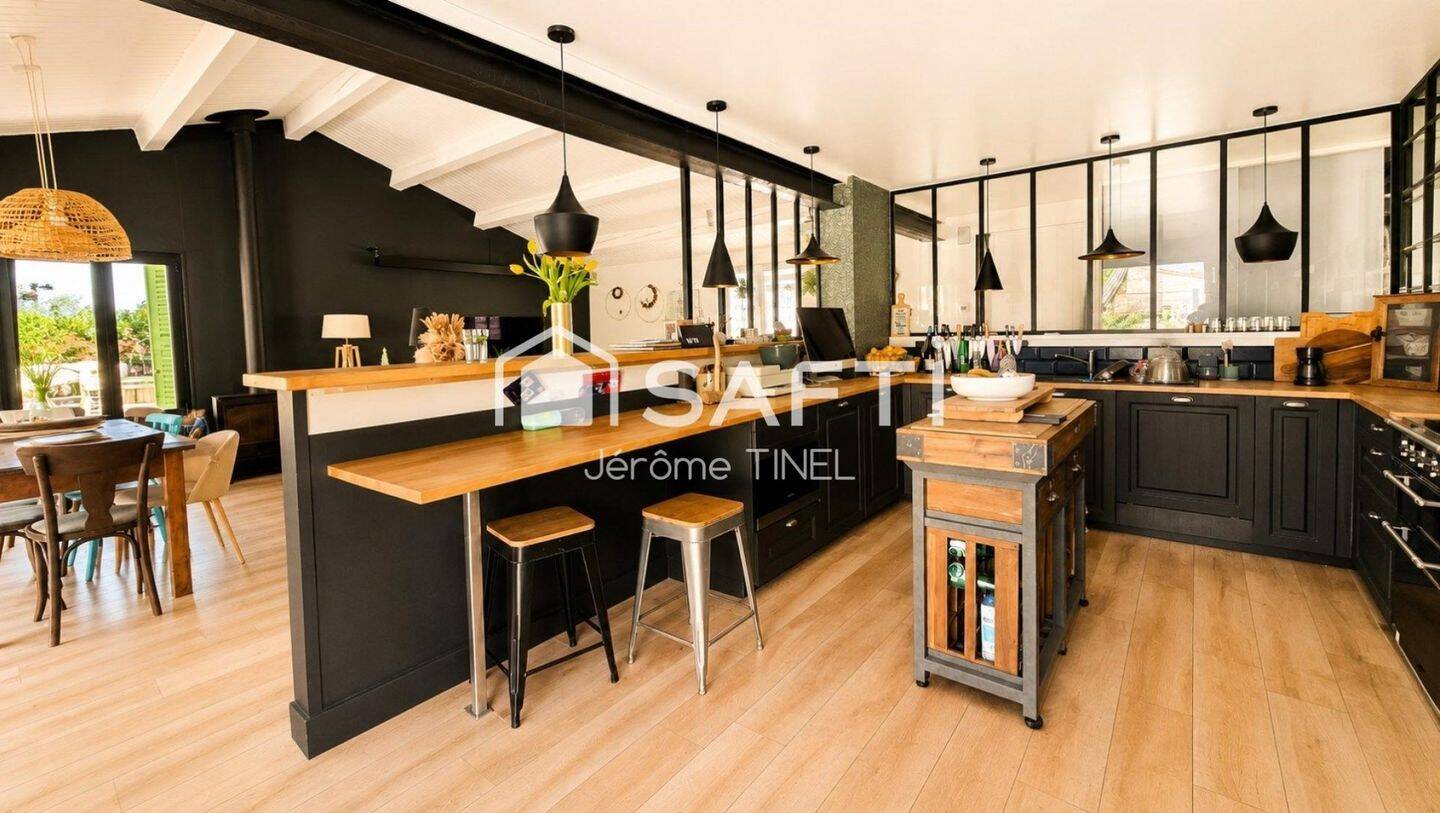 Maison à vendre, 163m², LE BOIS PLAGE EN RE