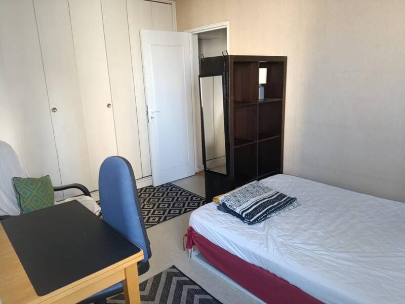 Maison à louer, 12m², PARIS 18E