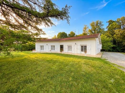 Maison de plain-pied à vendre 519 000 € 4 pièces 3 chambres 132 m² 4 000 m² de terrain Centre L'Union 31240