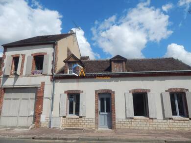 Maison à vendre 224 900 € 10 pièces 5 chambres 205 m² 1 000 m² de terrain Gy-les-Nonains 45220