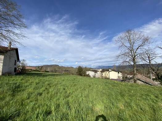 Terrain à vendre 65 000 € 769 m² de terrain Saint-Geoire-en-Valdaine 38620