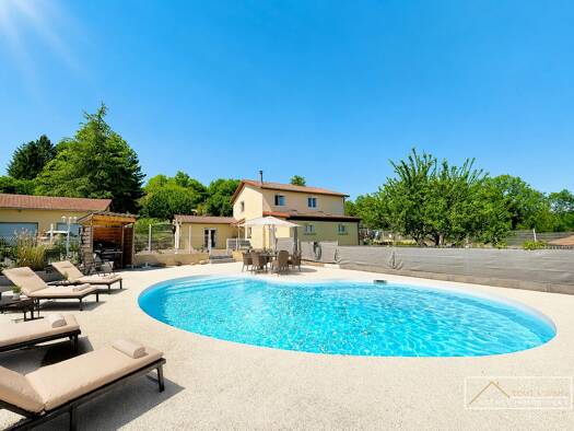 Maison à vendre 429 000 € 6 pièces 5 chambres 196 m² 2 500 m² de terrain Sonnay 38150