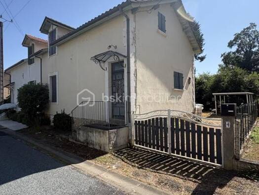 Maison jumelée à vendre 110 000 € 3 pièces 1 chambre 70 m² 706 m² de terrain Lalinde 24150