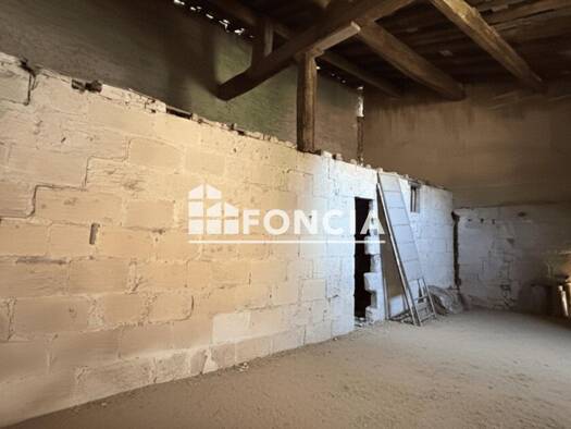 Immeuble à vendre 59 775 € 180 m² Sommières 30250