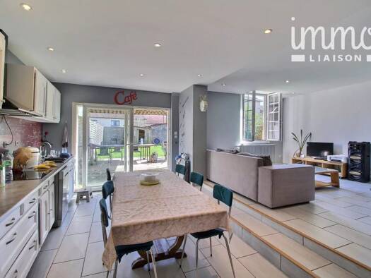 Maison à vendre 165 000 € 6 pièces 4 chambres 143 m² 963 m² de terrain Revigny-sur-Ornain 55800