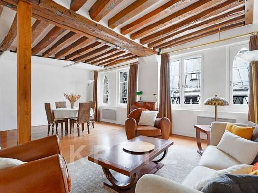 Appartement à vendre 849 000 € 3 pièces 2 chambres 62 m² Étage 5/6 Les Halles Paris 1er arrondissement 75001