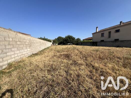 Terrain constructible à vendre 60 000 € 508 m² de terrain Sud Pont-Saint-Esprit 30130