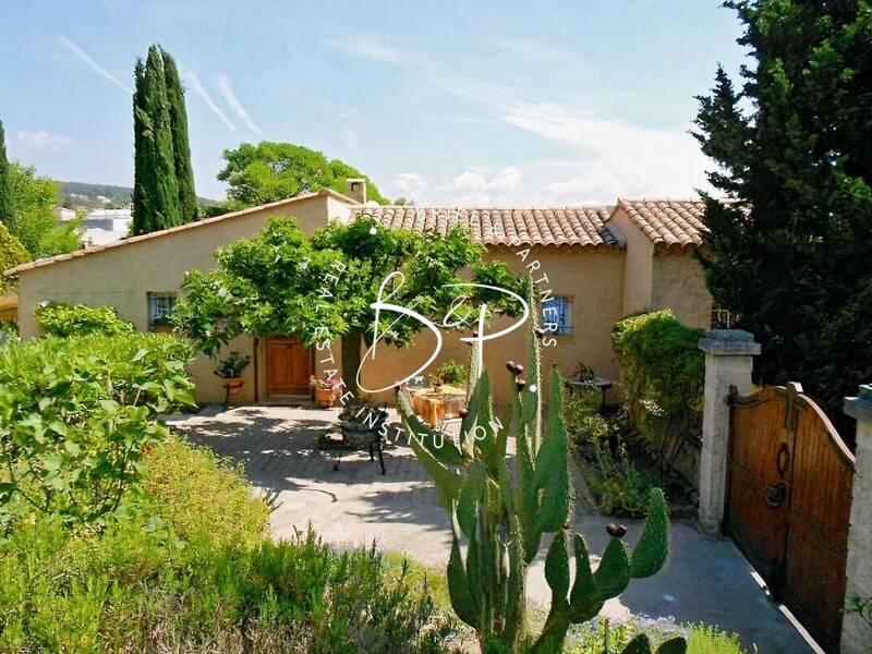 Maison à louer, 66m², LORGUES