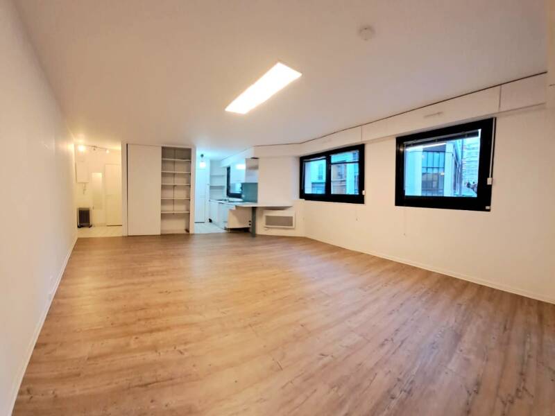 Maison à louer, 35m², PARIS 18E