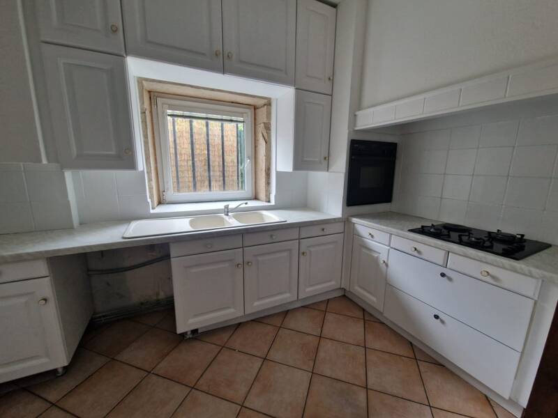 Maison à louer, 177m², LYON 8E