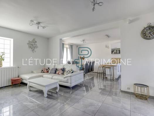 Maison à louer 2 480 € 5 pièces 3 chambres 98 m² L'Haÿ-les-Roses 94240