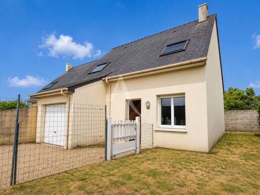 Maison à vendre 199 980 € 5 pièces 3 chambres 76,26 m² 225 m² de terrain Tiercé 49125