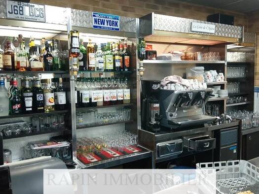 Boutique à vendre Fonds de commerce 180 000 € 195 m² de surface de vente Dardilly 69570