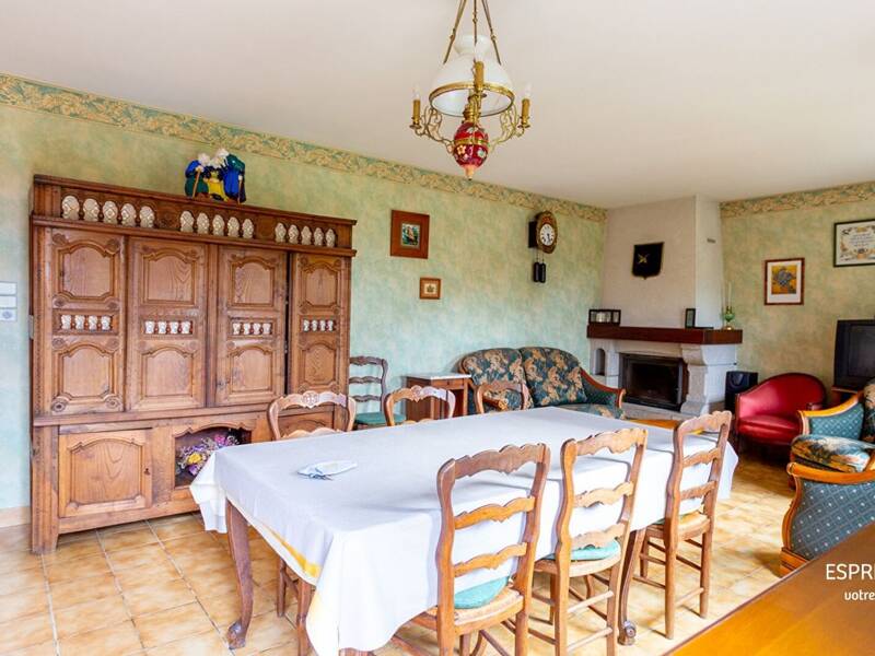 Maison à vendre, 138m², RIEC SUR BELON