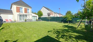 Maison à vendre 377 000 € 6 pièces 4 chambres 96 m² 427 m² de terrain Villeron 95380