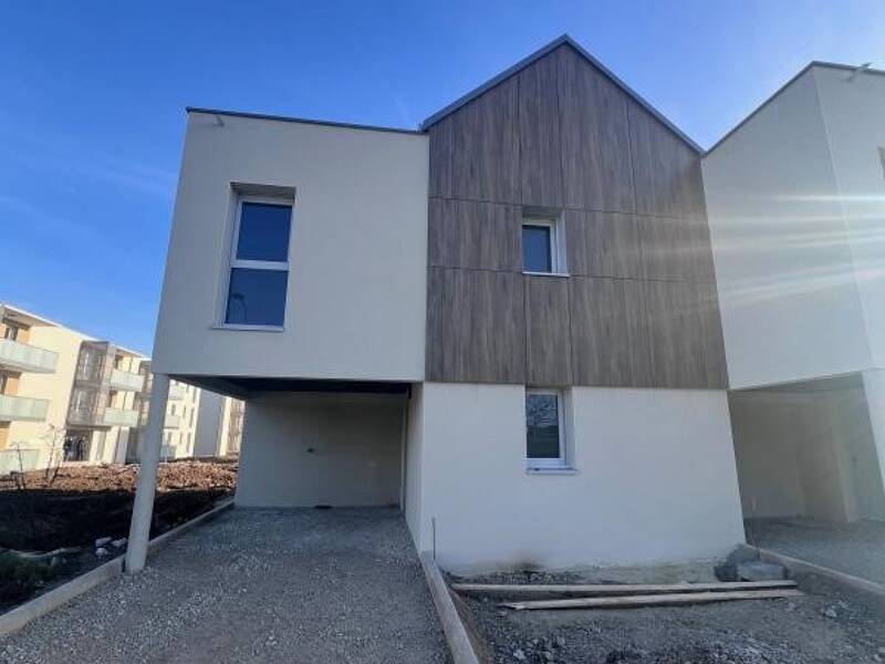 Maison à louer, 93m², PONT SAINTE MARIE