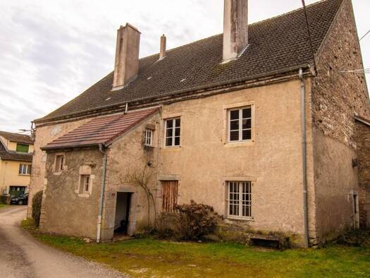 Maison à vendre 140 000 € 3 pièces 2 chambres 150 m² 3 188 m² de terrain Biarne 39290