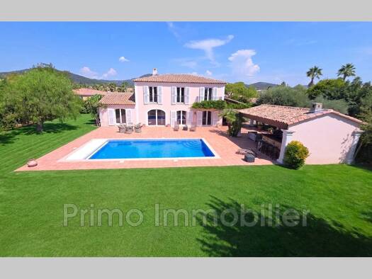 Maison à vendre 1 550 000 € 1 pièce 4 chambres 200 m² 2 063 m² de terrain Grimaud 83310