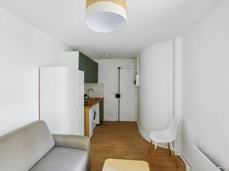 Maison à louer, 16m², PARIS 18E