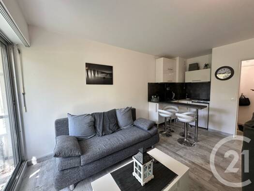 Appartement à louer 560 € 1 pièce 17,5 m² RDC Villers sur Mer 14640