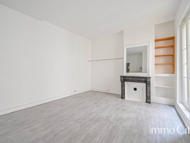 Maison à louer, 27m², PARIS 18E