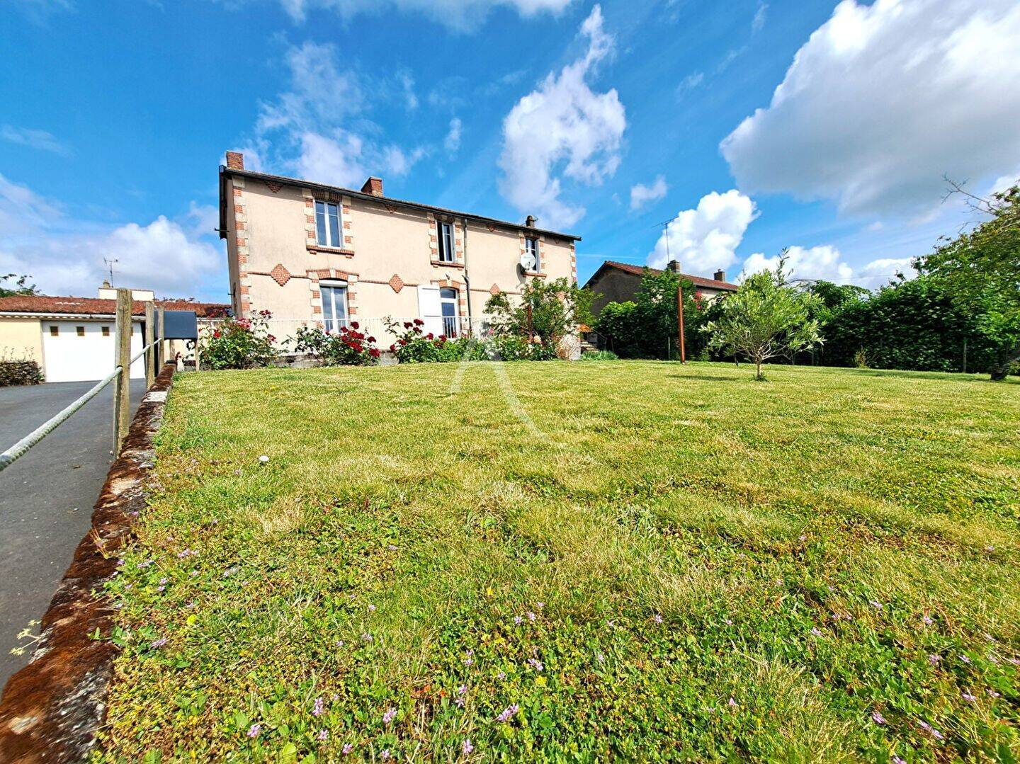 Maison à vendre, 143m², SAINT LAURENT SUR SEVRE