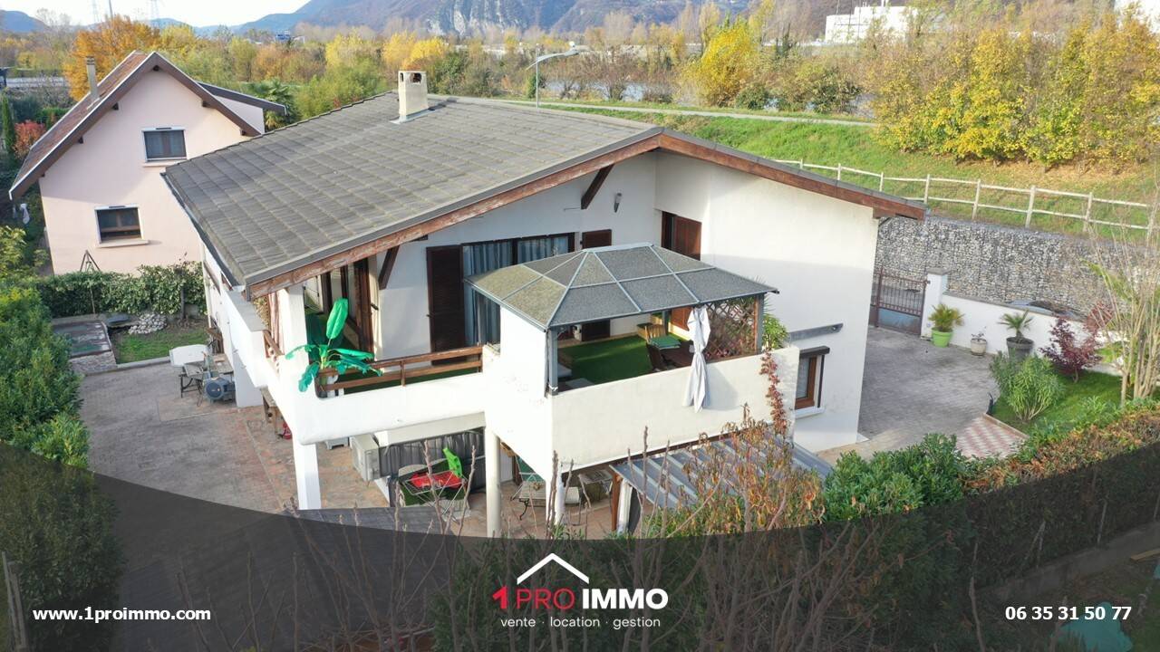 Maison à vendre, 147m², FONTAINE