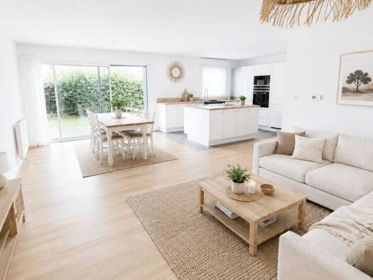 Appartement à vendre 378 000 € 4 pièces 3 chambres 98 m² RDC/3 Roncq 59223