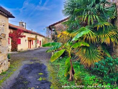 Maison à vendre 135 000 € 4 pièces 2 chambres 76 m² 6 500 m² de terrain Sers 16410