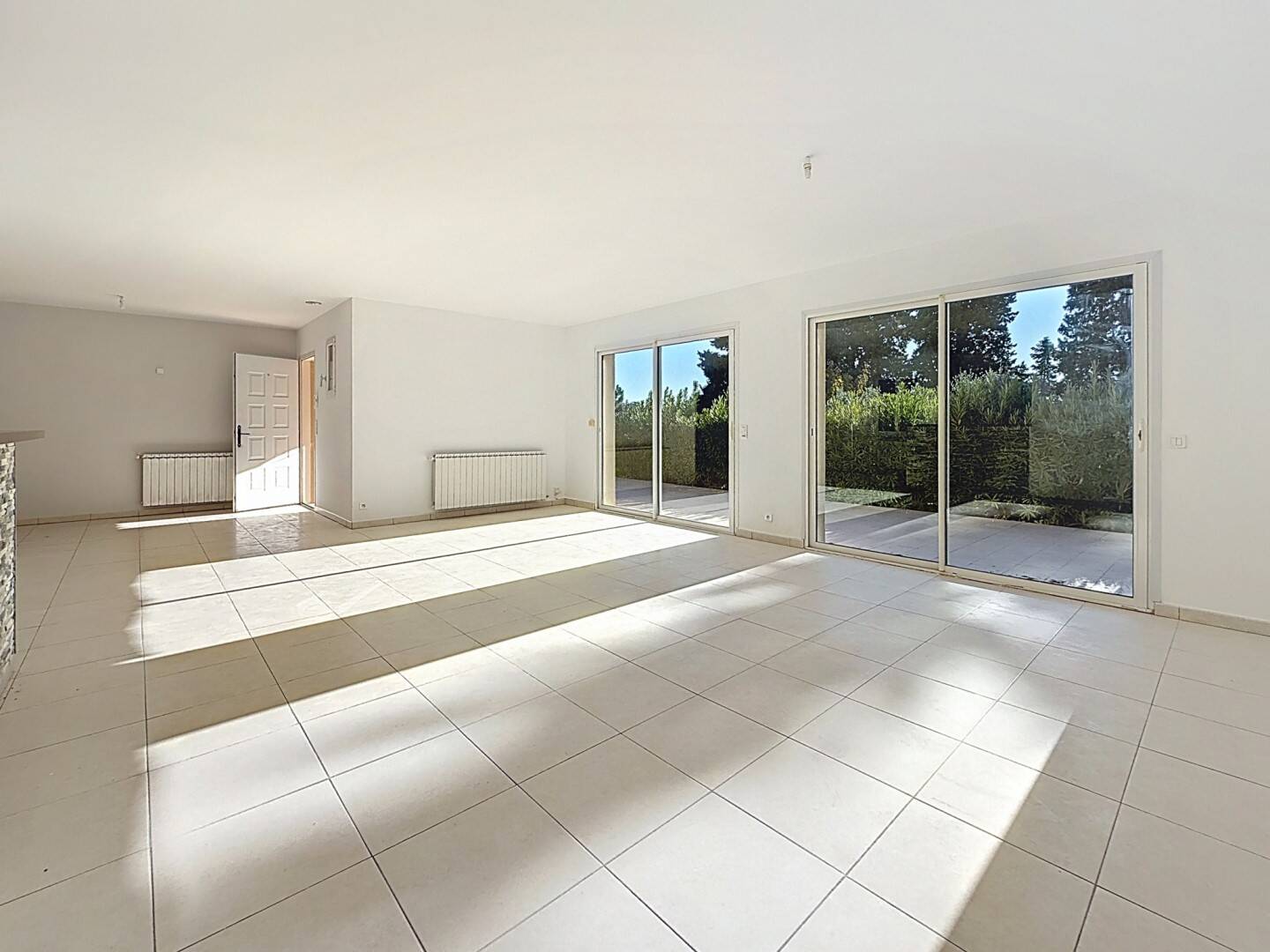 Maison à vendre, 146m², CHATEAUNEUF DE GADAGNE