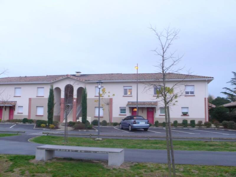 Maison à louer, 62m², LA SALVETAT SAINT GILLES