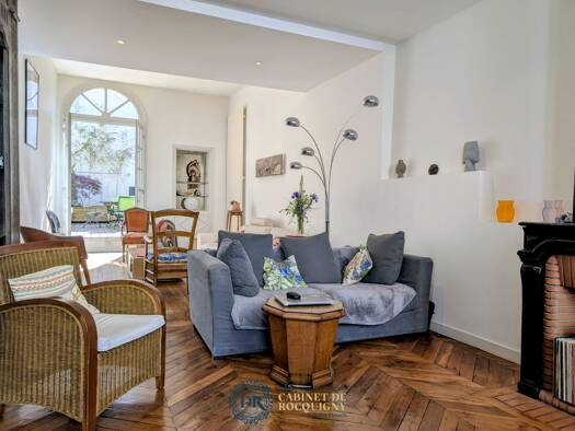 Appartement à vendre 735 000 € 8 pièces 5 chambres 296 m² Bourgogne-Châtelet Orléans 45000