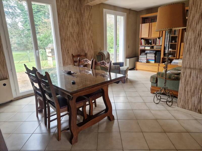 Maison à vendre, 186m², VOISINS LE BRETONNEUX