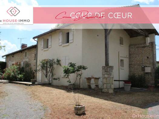 Maison à vendre 194 250 € 6 pièces 3 chambres 147 m² 22 740 m² de terrain Saint-Coutant 16350