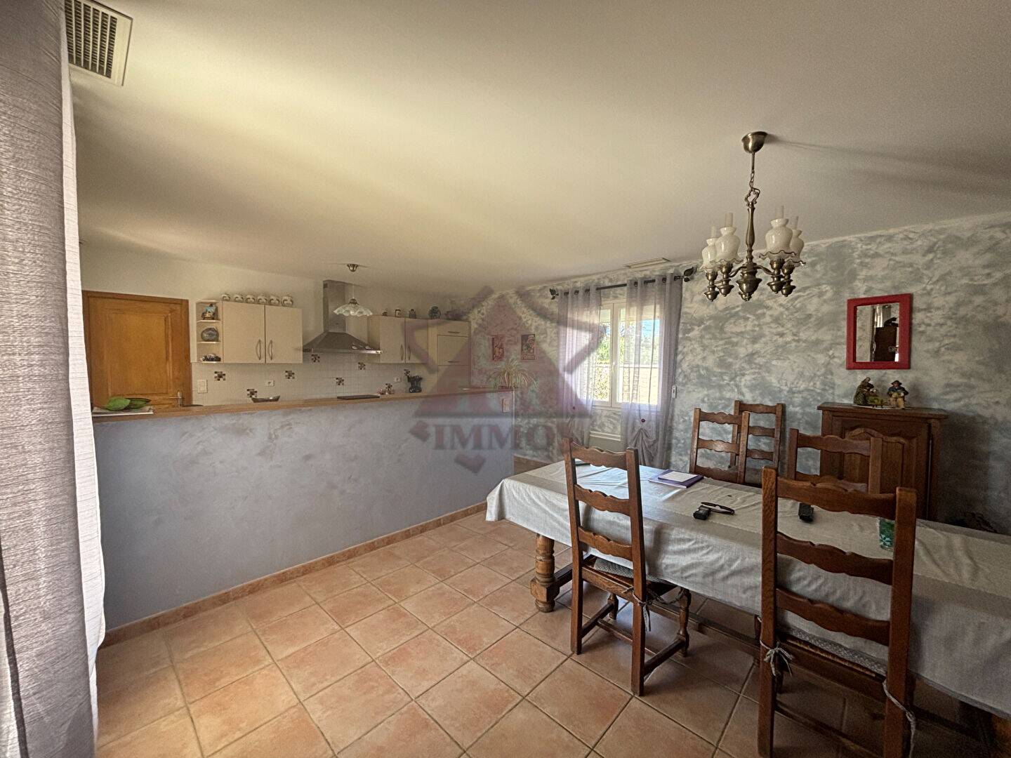 Maison à vendre, 134m², SAINT JEAN DE MARUEJOLS ET AVEJAN