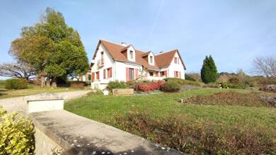 Maison à vendre 265 000 € 7 pièces 6 chambres 154 m² 5 524 m² de terrain Chambon 37290