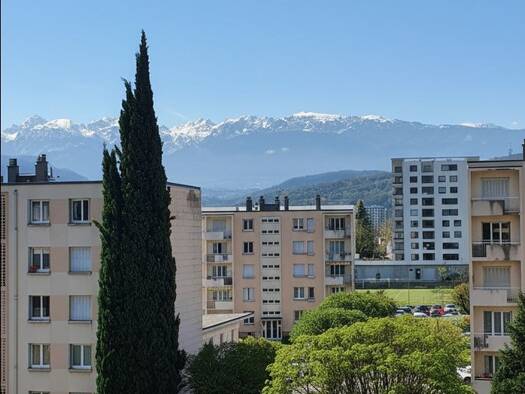 Appartement à vendre 102 000 € 4 pièces 3 chambres 71,45 m² Étage 3/4 Villancourt Le Pont-de-Claix 38800