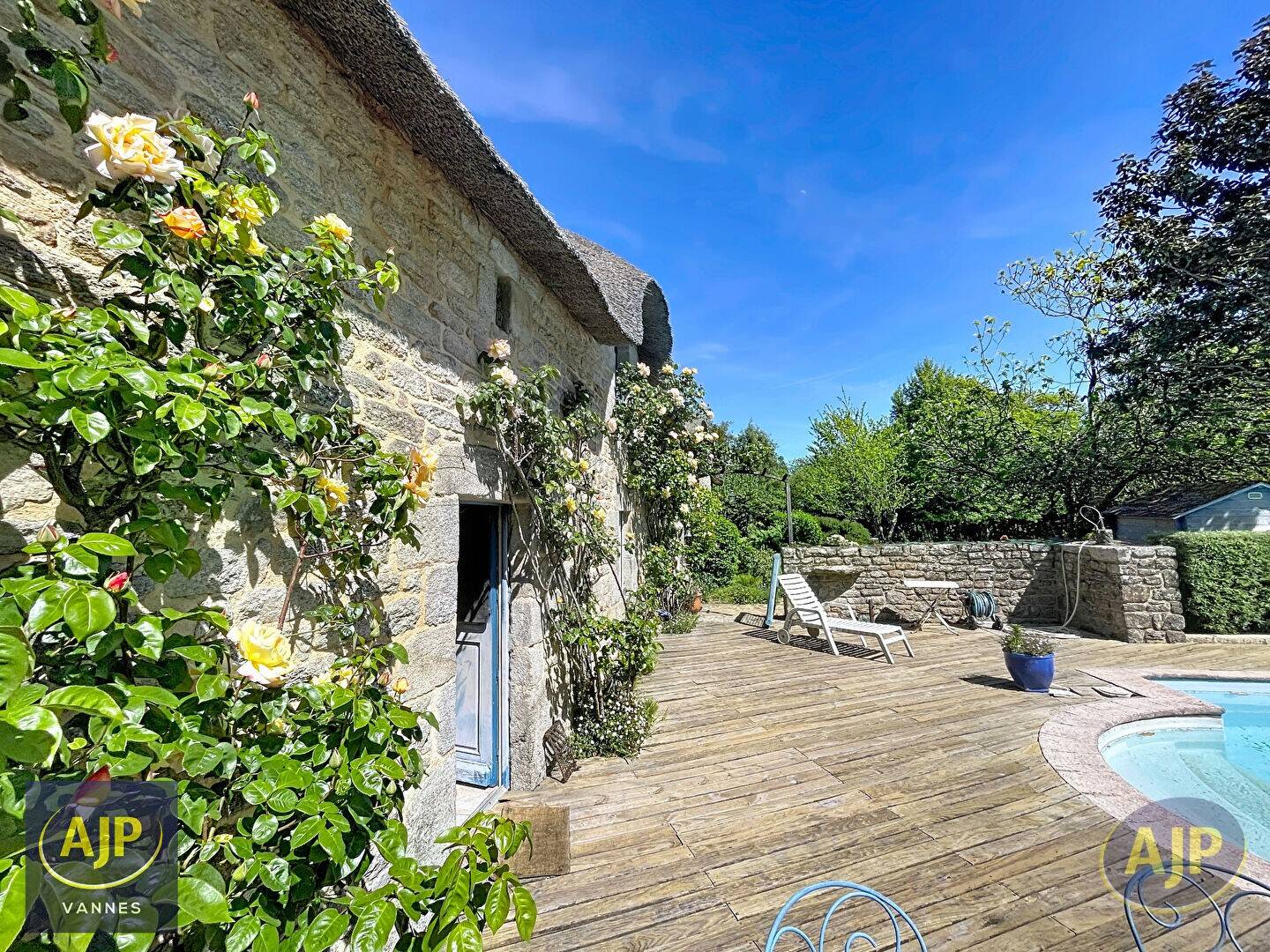 Maison à vendre, 192m², LOCQUELTAS