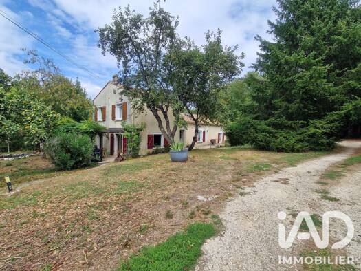 Maison à vendre 219 000 € 6 pièces 4 chambres 202 m² 2 090 m² de terrain Sers 16410