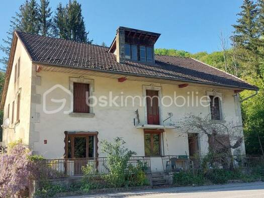 Immeuble à vendre 349 000 € 337 m² Usinens 74910