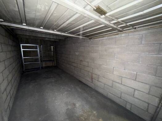 Parking à vendre 26 500 € 13,8 m² Cambronne-Garibaldi Paris 15ème arrondissement 75015