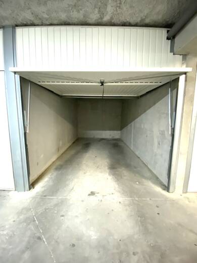 Garage/Stationnement à vendre 24 000 € 14 m² La Penne sur Huveaune 13821